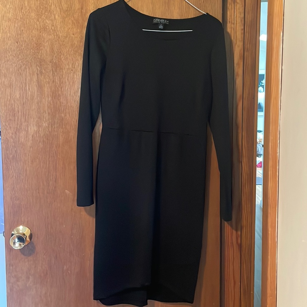 Simple black bodycon dress
